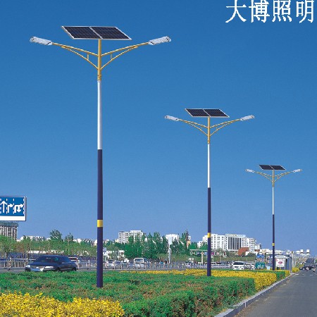 雙臂太陽能路燈戶外亮化工程高光效主干道光伏LED路燈廠家批發(fā)