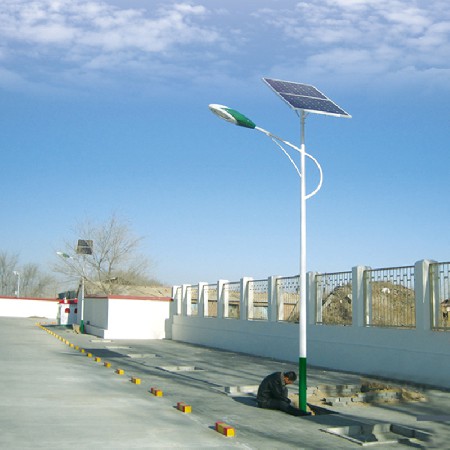 LED太陽能路燈新農(nóng)村道路工程一體化簡(jiǎn)約太陽能路燈廠家批發(fā)
